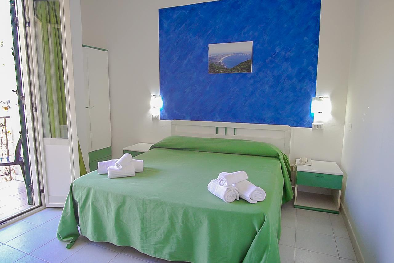 Ulisse Hotel 3*